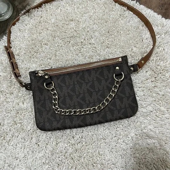 Michael Kors MK Signature Medium Brown Fanny Pack Belt Bag
